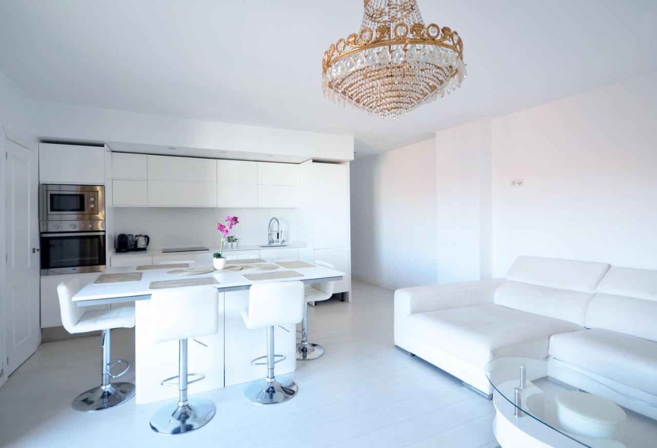 Modern Apartment In Valencia Exterior foto